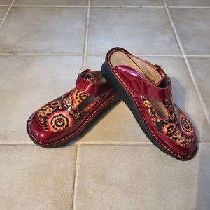 Alegria Mule Style floral slides